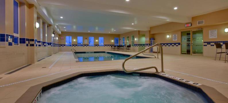 的舒适酒店和套房(Comfort Inn & Suites)图片