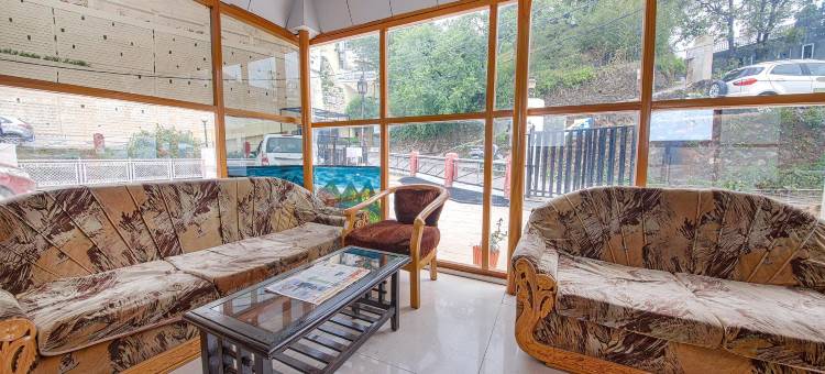 FabHotel 蓝宝石酒店(FabHotel Sapphire)图片