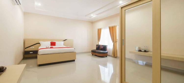 红多兹酒店@朋库卢科帕卡巴纳(RedDoorz @ Hotel Copacobana Bengkulu)图片