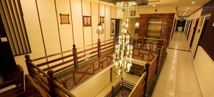 维兰寺景观酒店-帕拉尼PPH生活酒店(Velan Temple View)图片