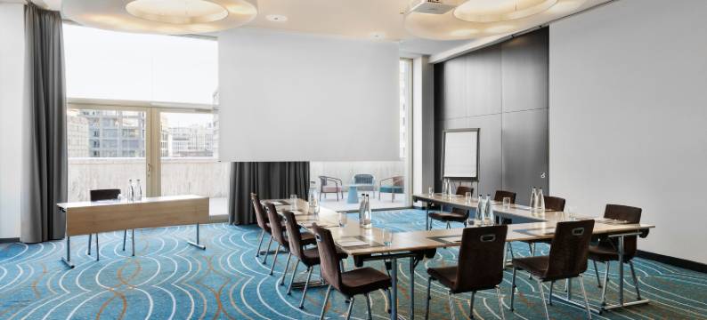 苏黎世大厦万丽酒店(Renaissance Zurich Tower Hotel)图片