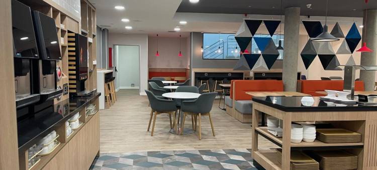 马德里圣塞巴斯蒂安德洛斯雷耶斯智选假日酒店(Holiday Inn Express Madrid-San Sebastian D/L Reyes)图片