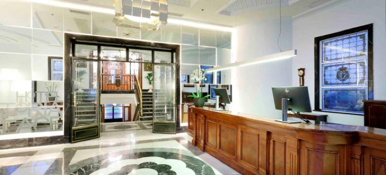 埃克维多利亚宫殿酒店(Exe Victoria Palace)图片