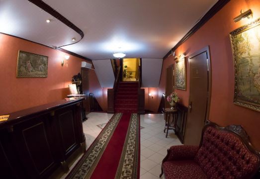 Ekaterininskij Dvor Hotel Hotel Overview