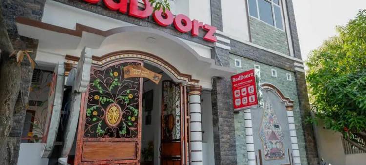 RedDoorz Near Stasiun Purwosari图片
