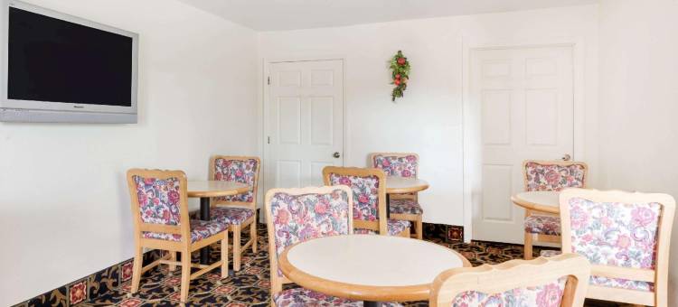 克利夫兰速8酒店(Super 8 by Wyndham Cleveland)图片