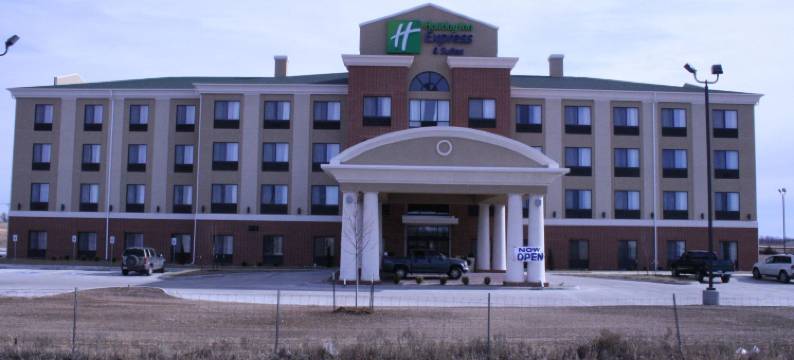 智选假日套房酒店白纪图(Holiday Inn Express & Suites PRATT by IHG)图片