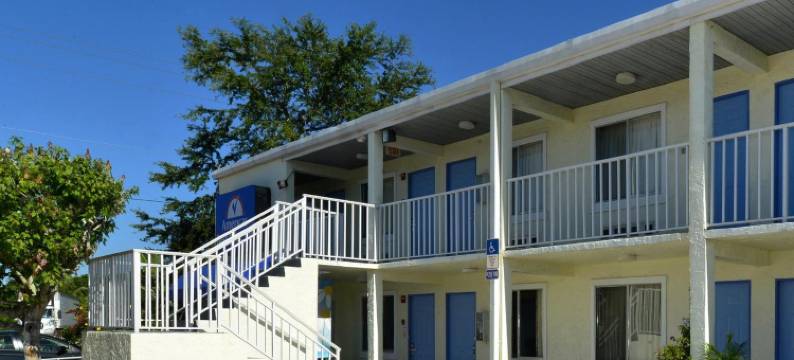 布雷登顿萨拉索塔美洲最佳价值酒店(Americas Best Value Inn Bradenton Sarasota)图片