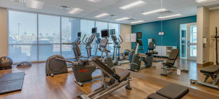 凤凰市区-国会大厦智选假日套房酒店(Holiday Inn Express & Suites Phoenix Dwtn - State Capitol)图片