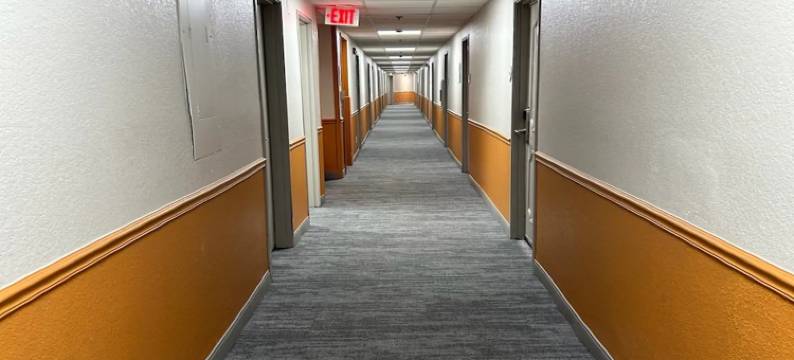 奥兰多南呗盟酒店(Baymont by Wyndham Orlando South)图片