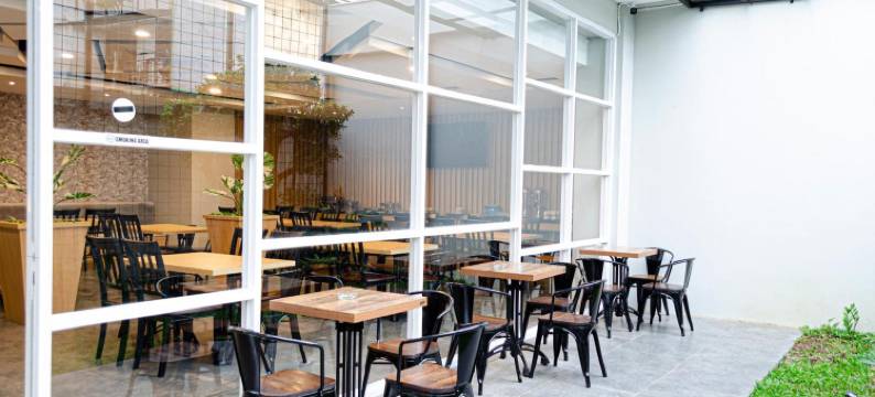 阿卡迪亚酒店-万鸦老(Arcadia Hotel Manado)图片