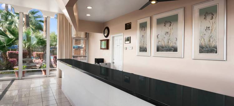 贝克斯菲尔德Travelodge by Wyndham(Travelodge Bakersfield)(Travelodge by Wyndham Bakersfield)图片