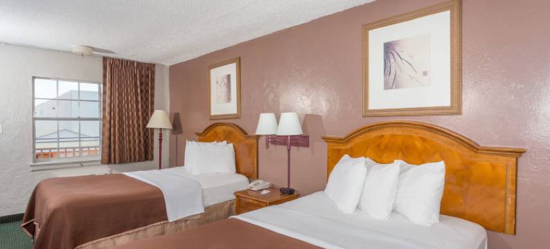 迈尔斯堡温德姆豪生酒店(Howard Johnson by Wyndham Ft. Myers FL)图片