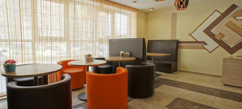 马顿欧沙尔卡雅酒店(Hotel Marton Volga)图片