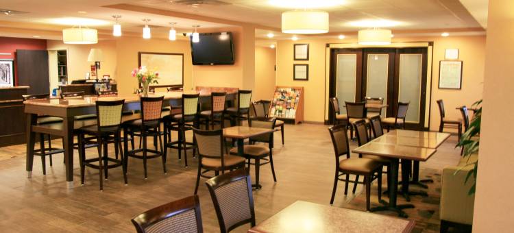 希尔顿欢朋酒店-长岛康梅克(Hampton Inn Long Island/Commack)图片