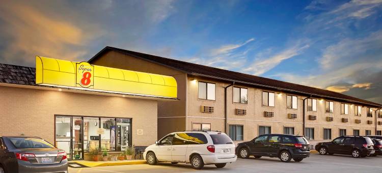 马克姆速8酒店(Super 8 by Wyndham Macomb)图片