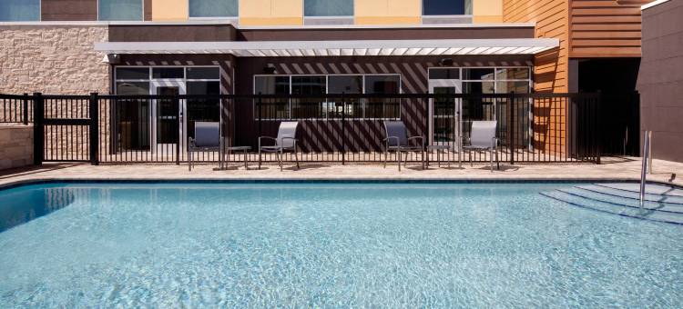 坦帕-卫斯理礼拜堂万枫套房酒店(Fairfield Inn & Suites Tampa Wesley Chapel)图片