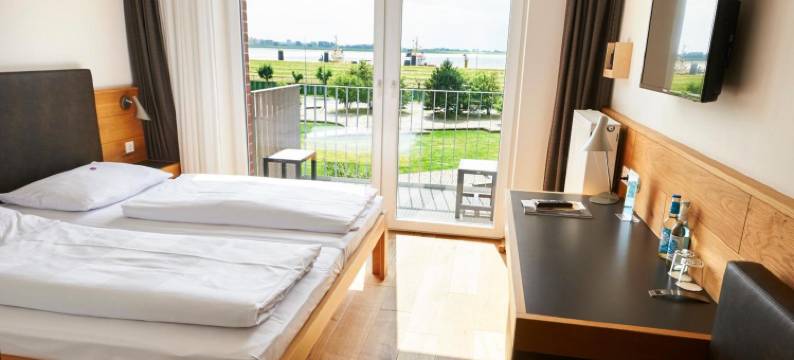 不来梅港因杰赫酒店(Im-Jaich Hotel Bremerhaven)图片