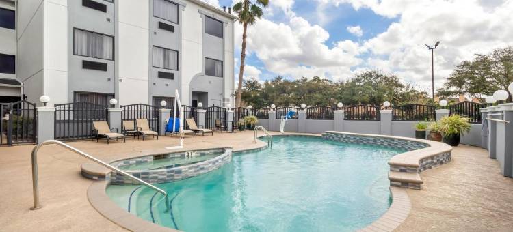 Spark休斯敦加勒里亚购物中心酒店by Hilton(Spark by Hilton Houston Near the Galleria)图片