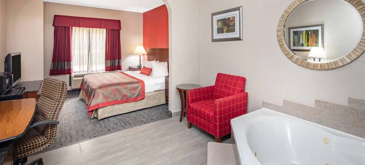 阿尔普哈雷塔-亚特兰大北华美达酒店(Ramada by Wyndham Alpharetta/Atlanta North)图片