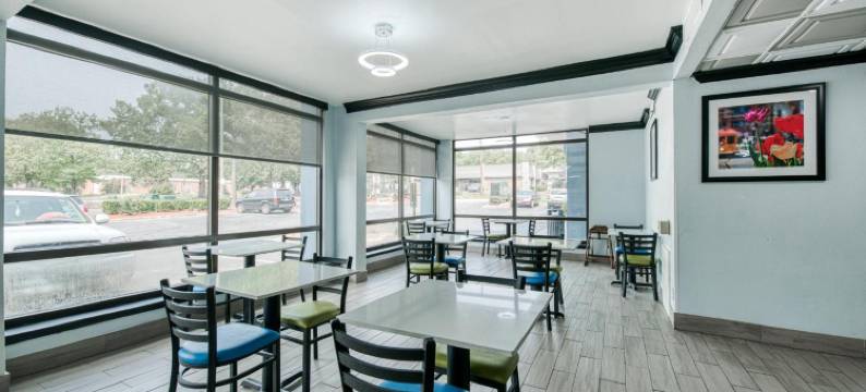 小石城北部品质酒店及套房(Quality Inn & Suites North Little Rock)图片