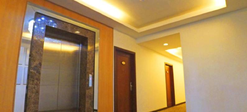 巴朗牙广场酒店(The Plaza Hotel Balanga City)图片