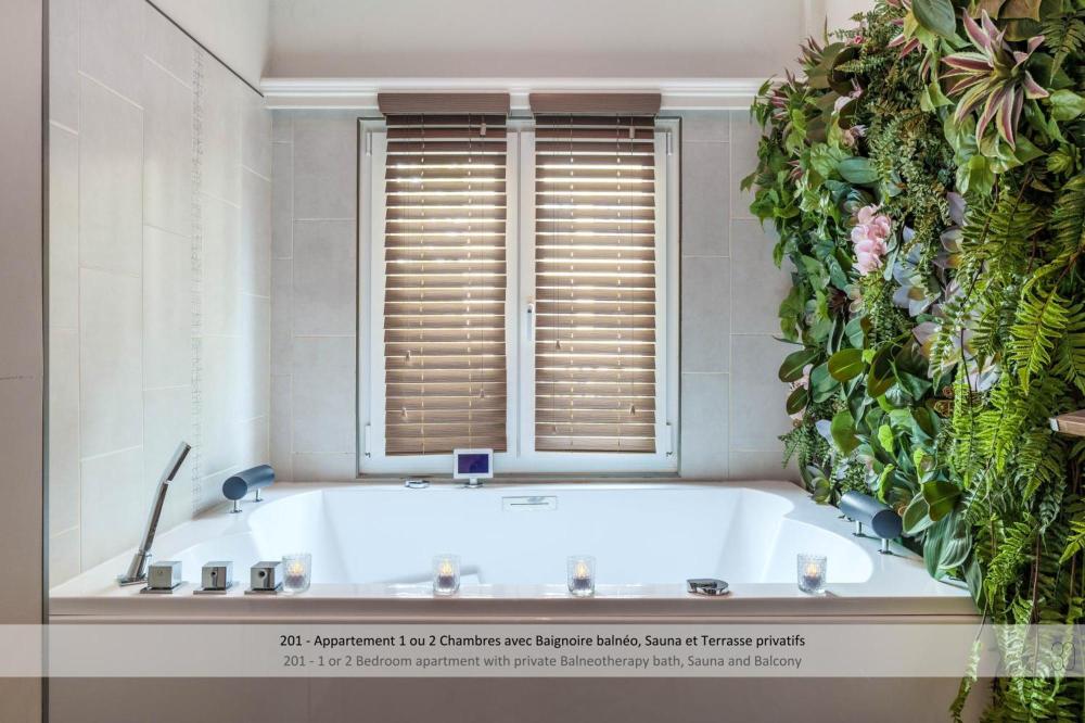 Au 30 Lille Centre Grand PalaisOver view