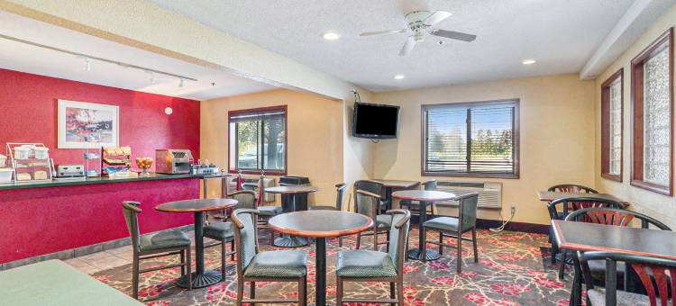 芒特普莱森特温德姆速8酒店(Super 8 by Wyndham Mt. Pleasant)图片