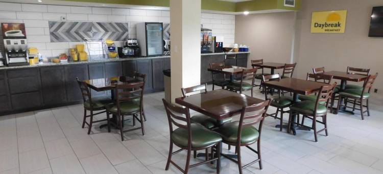 得梅因西克莱夫温德姆戴斯酒店(Days Inn by Wyndham West des Moines / Clive)图片
