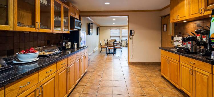 乡村牧场贝斯特韦斯特优质酒店(Best Western Plus Country Meadows Inn)图片