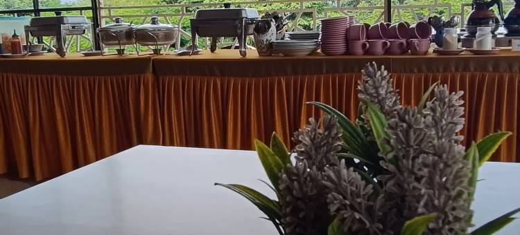 比纳穆伊斯兰杰内蓬托酒店(Hotel Binamu Syariah Jeneponto)图片