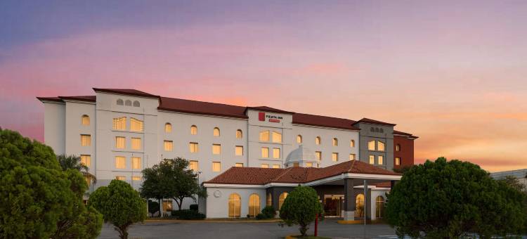 节日快捷酒店新拉莱多(Fiesta Inn Express Nuevo Laredo)图片