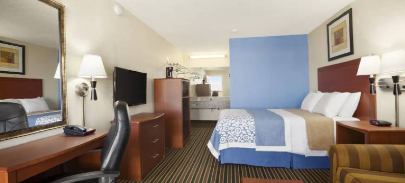 尚佩恩厄巴纳温德姆戴斯酒店(Days Inn by Wyndham Champaign/Urbana)图片