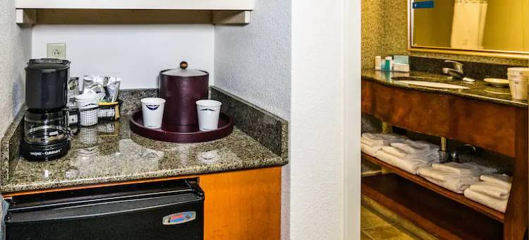 希尔顿欢朋酒店-伊斯顿(Hampton Inn Easton)图片