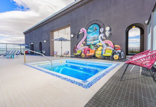 Renaissance Reno Downtown Hotel & Spa Hotel Overview