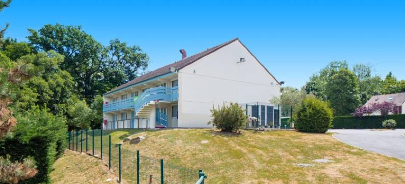 默伦南百合花康铂酒店(Campanile Melun Sud - Dammarie les Lys)图片