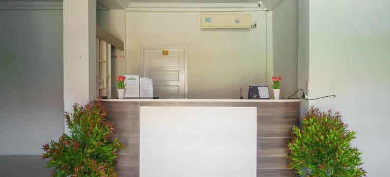 红多兹伊斯兰酒店-邦里玛尼亚卡马卡姆亚奇(RedDoorz Syariah @ Panglima Nyak Makam Aceh)图片