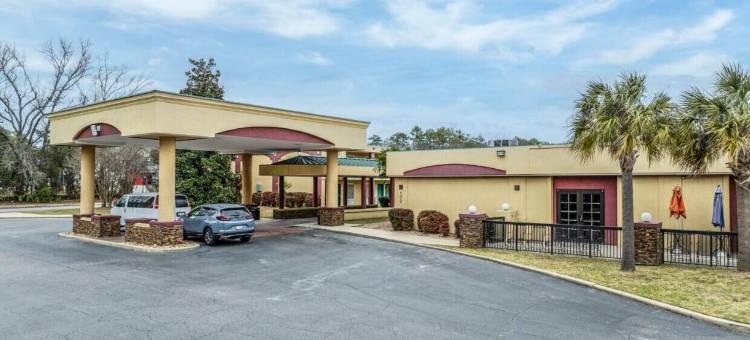机场凯隆酒店(Clarion Inn Columbia Airport)图片