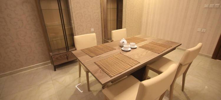 四季套房酒店(Four Seasons Suites)图片