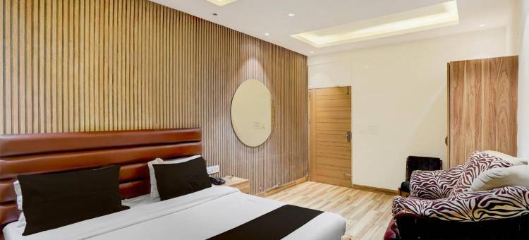 Super Townhouse by OYO Mohali Bus Terminal Formerly Hotel HM Crystal图片