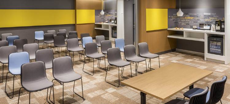 里尔中心车站宜必思酒店(Hotel ibis Lille Centre Gares)图片
