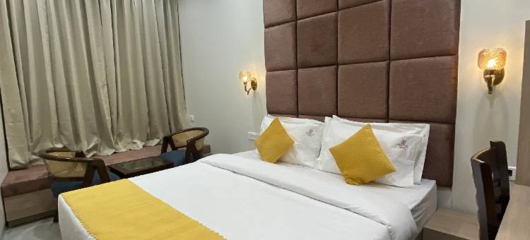 Hotel Aditya Grand图片