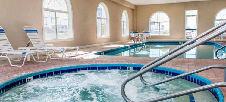 舒适酒店 - 近沃巴什州立公园(Comfort Inn Near Ouabache State Park)图片