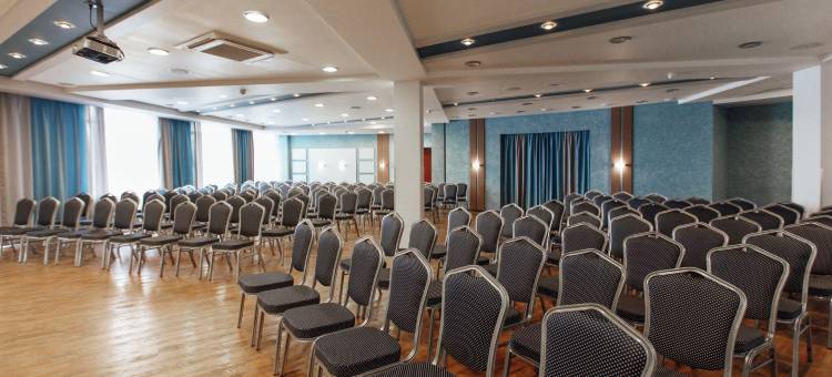 鲁比姆复式酒店(Hotel Complex Lubim)图片