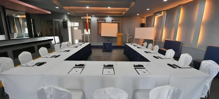 帕塞奥高级酒店(Paseo Premiere Hotel)图片