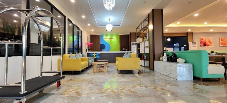 Front One Boutique 阿德里亚博约拉利(Front One Boutique Adria Boyolali)图片