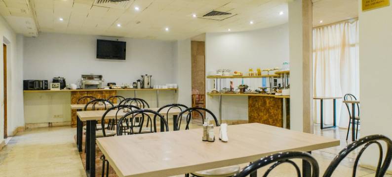 莫罗德兹纳亚酒店(Molodezhnaya Hotel)图片