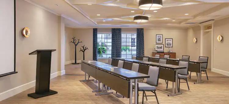 麦迪逊莫纳露台麦迪逊希尔顿(Hilton Madison Monona Terrace)图片