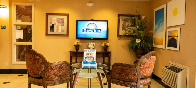 康科德戴斯酒店(Days Inn by Wyndham Concord)图片