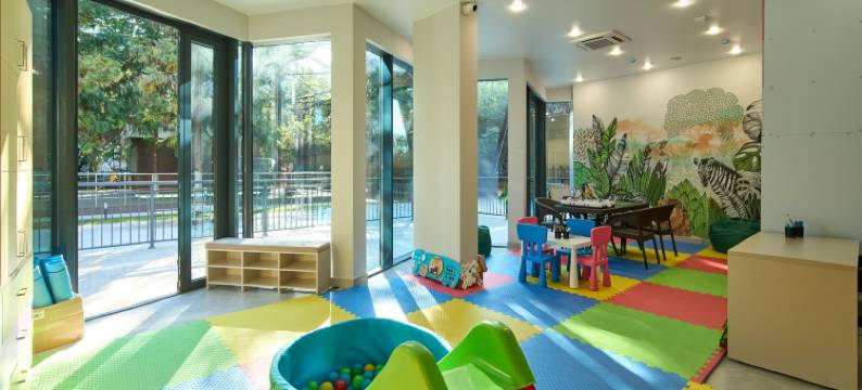 Mirror Family  Hotel图片